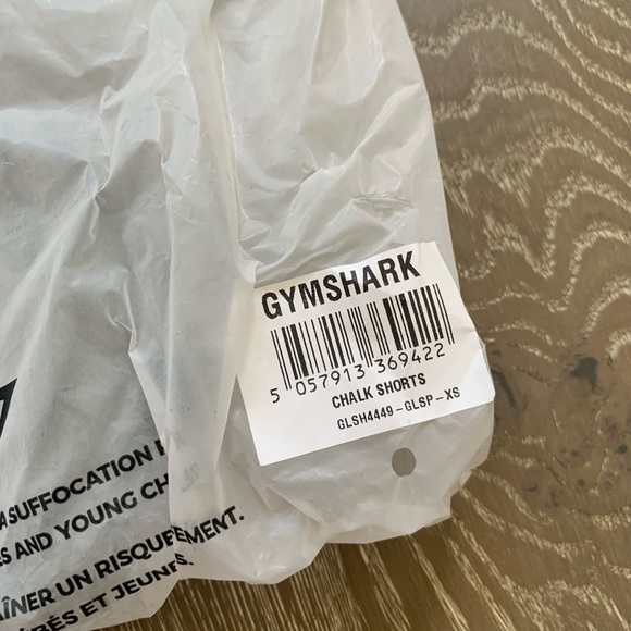Gymshark chalk shorts - Picture 7 of 9